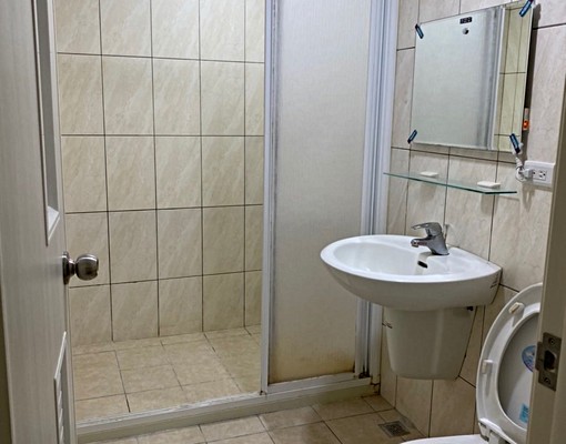 近彰基！走路2分鐘獨立套房出租（限女性 - Image 4