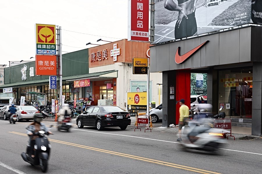 基地鬧中取靜,一出來就是成功路