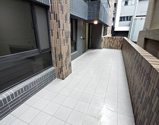 牛埔東路香山國小旁全新三大房附平車家俱電 - Image 10