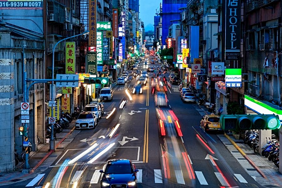 基地周邊市景。