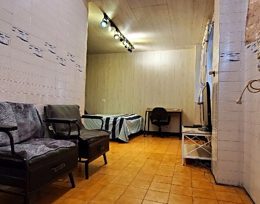 市區二樓抗震採光新光西門小北南大溫馨邊間房 - Image 1