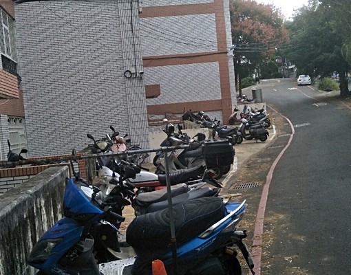 不能租補近竹科分離變頻冷氣家電家具禁寵剛換一台全新變頻冷氣 - Image 7