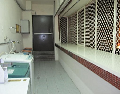 捷運府中站電梯套房附雙人沙發面公園 - Image 7