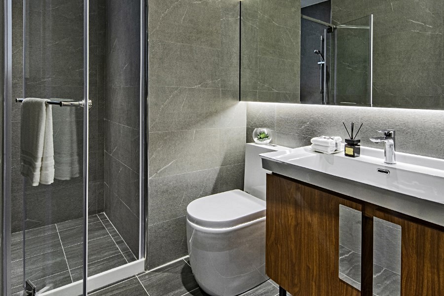 衛浴配備進口設備。