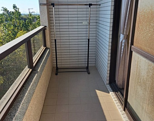 近幼獅工業區全新附家具別墅套房 - Image 4