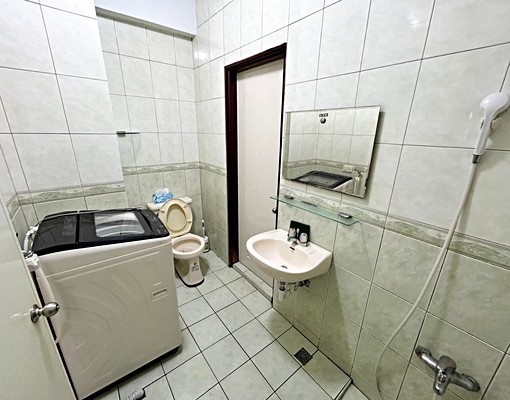 近南大健身公寓三房兩廳(可租補) - Image 7