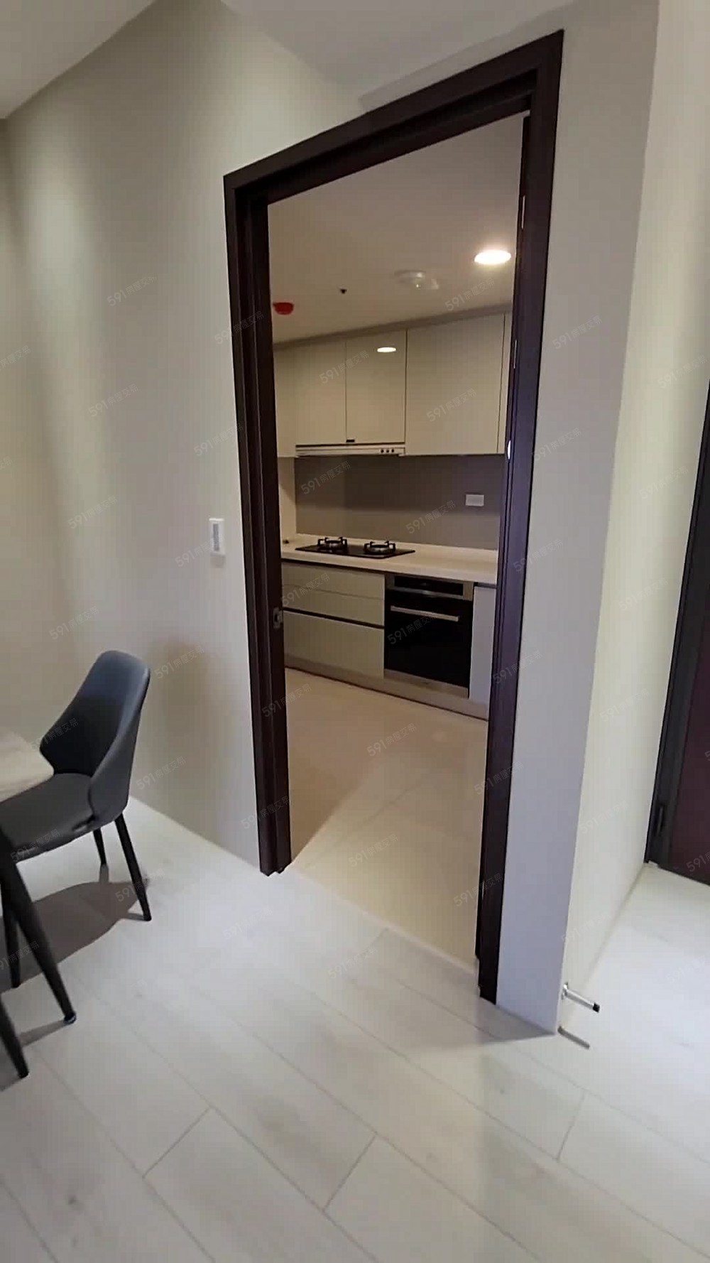 含車管🌟雙車位🌟高鐵旁🌟大四房🌟 - Image 1