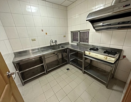 左營合群新城大樓,全新優質大三房自租 - Image 9