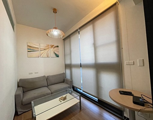 太子雲端明亮套房出租4B - Image 1