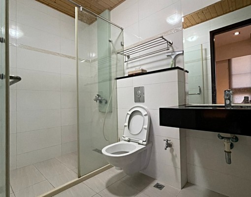 太子雲端明亮套房出租4B - Image 9