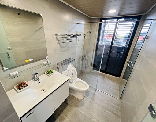 嶺東精科絕美🌸類一房一廳景觀大套房🌸獨洗晒乾濕分離對外窗 - Image 6