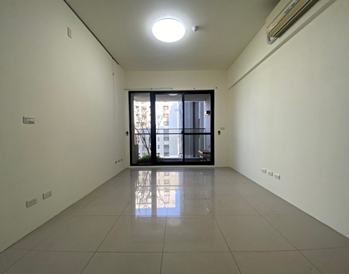 水湳經貿｜國聚之界三房平車｜含車管｜附冷氣熱水器 - Image 3