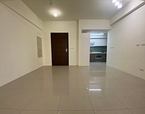 水湳經貿｜國聚之界三房平車｜含車管｜附冷氣熱水器 - Image 4