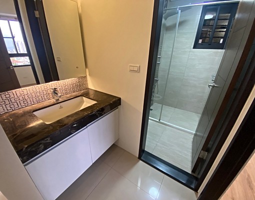 水湳經貿｜國聚之界三房平車｜含車管｜附冷氣熱水器 - Image 13