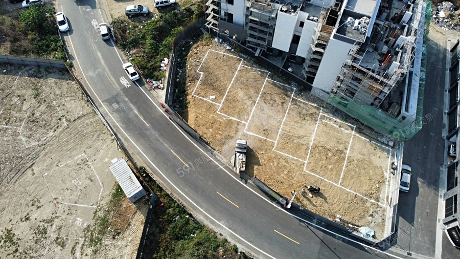 龍磐富居環境圖