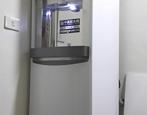 優質套房可租補採光好靜巷實木大床 - Image 7