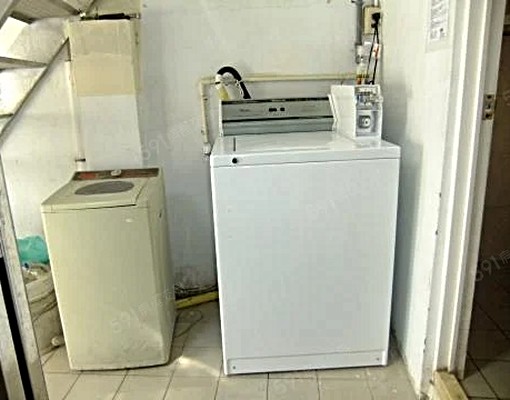 火車站旁優質雅房只剩一間限女生(包水電) - Image 6