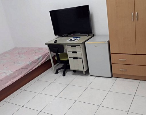 近弘光(50公尺)臺灣大道上雅房特價(可申請租屋補助) - Image 2