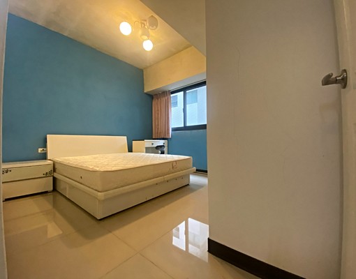 東區LALAPORT旁兩房大休旅車位 - Image 3