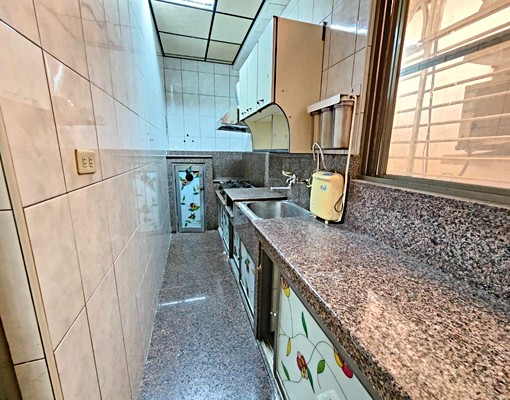 (有電梯)大魯閣草衙道透天整層住家 - Image 13