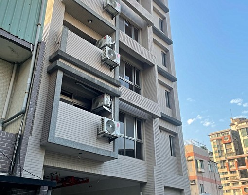 全新交屋華廈(可報稅可戶籍可租補) - Image 1