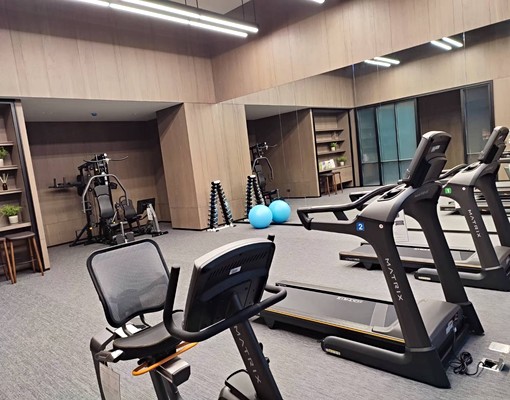 近高鐵學區《全新》優質三房,大露台 - Image 5