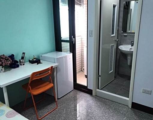 近火車站民生彰美家樂福商圈~免仲介費 - Image 12