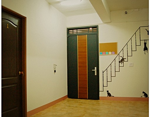 ★高醫、熱河商圈|指紋鎖+監視系統|生活便利套房(可租補) - Image 2