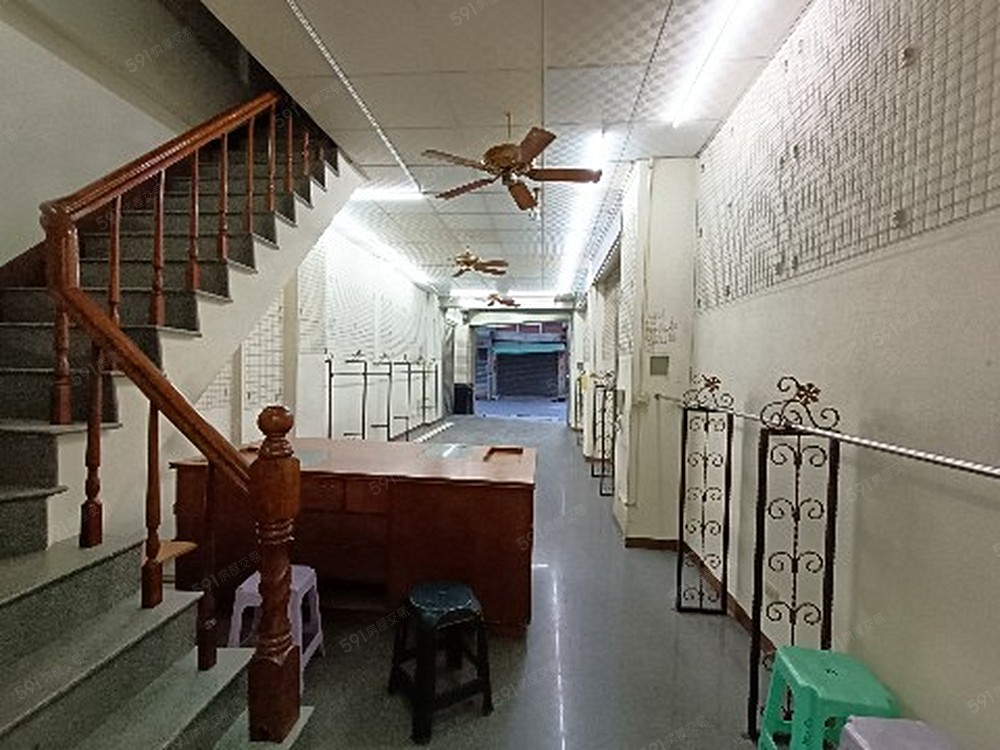 1樓店面.辦公.工作室.客廳