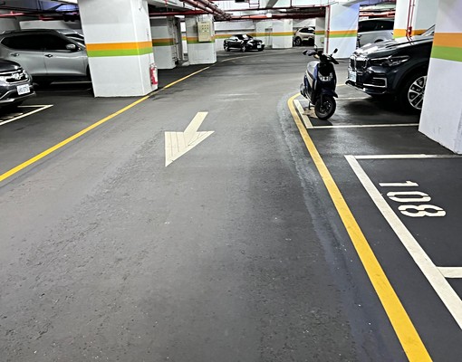 湯泉二期湯泉美地,坡道平面車位 - Image 2
