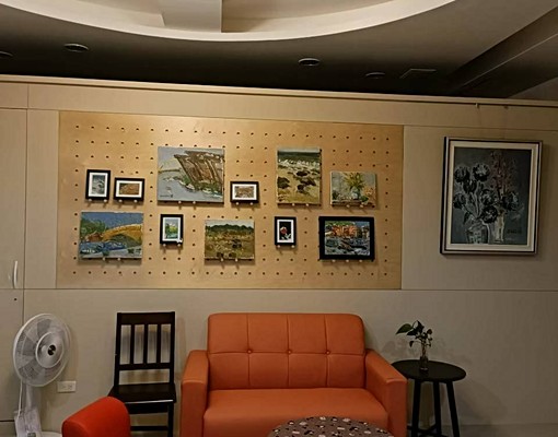 近東區豪宅型有陽台大套房 - Image 10