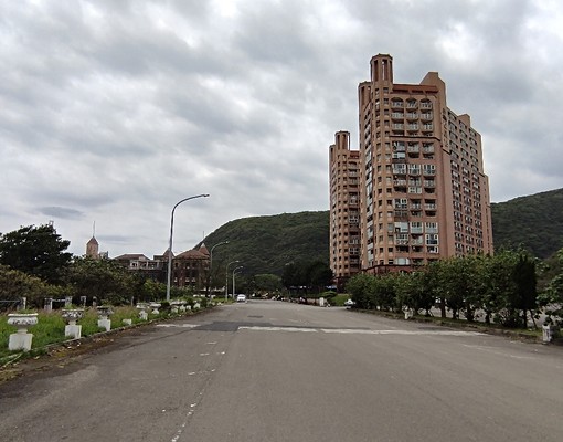 摘星樓3樓萬坪翡翠灣沙攤.勿煙寵物 - Image 7