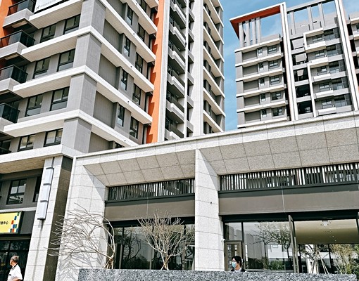 晶悅首發~高鐵三井特區三房含車位 - Image 2