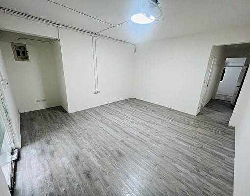 【一樓門前可停車】→間間附冷氣,免爬高 - Image 1