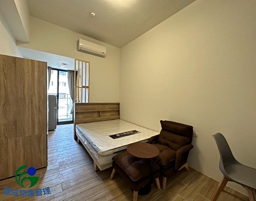 🏡國成租屋🏡東區商圈全新質感電梯套房 - Image 1