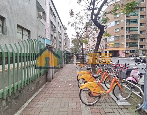 ㊣副都心旁電梯三房㊣方正溫馨裝潢衛浴有窗 - Image 15