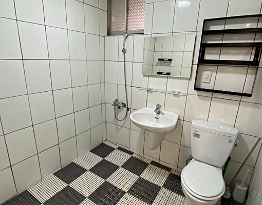 忠孝新生捷運1分鐘/可租補/雅房/免仲 - Image 15