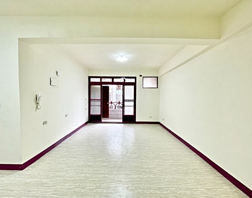 迴龍站正出口方正邊間美寓到站即到家 - Image 1