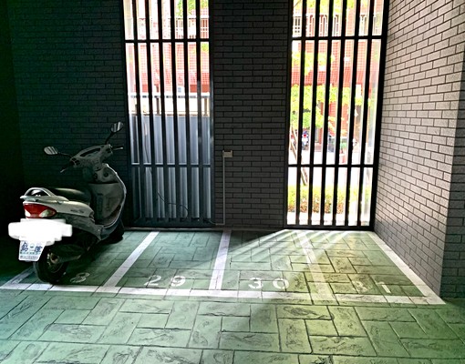 可租補~4年屋!2房車位!水湳親家大鵬!衛浴開窗 - Image 12