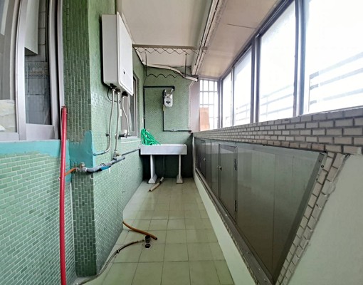 捷運站3分鐘!全新粉刷整理公園華廈美3房 - Image 15