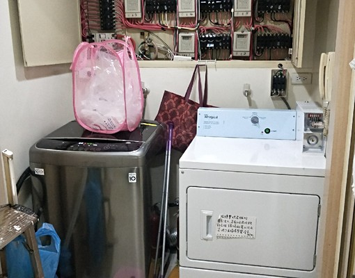 造福年輕人東湖國小旁,附設烘乾機,磁卡進 - Image 5