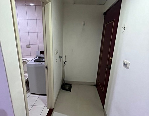 大套房適合情侶有對外窗及專用洗衣機 - Image 4