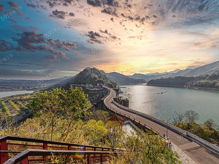 石門掬月環境圖