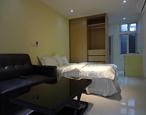 近捷運~精緻裝潢~有陽台 - Image 4