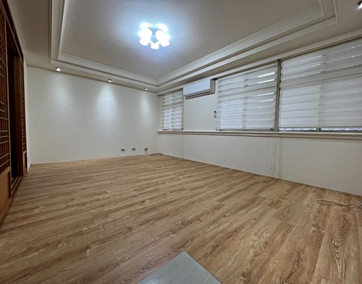 七張捷運站五峰國中2房~台灣房屋怡伶 - Image 1