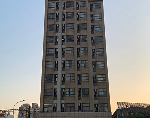 市中心舒適機能強套房@看屋請預約 - Image 1