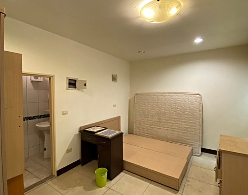 建國路😍無管理費😍10房10衛/實惠之選 - Image 2