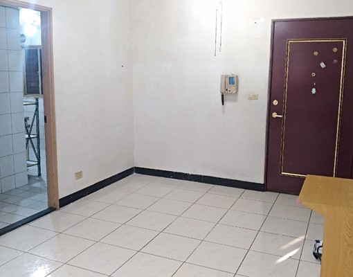 格局方正,採光佳,電梯大樓,隨時可入住(已出租) - Image 2