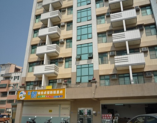 近湖口市區/車站1房1廳大套房採光優/2陽台 - Image 7