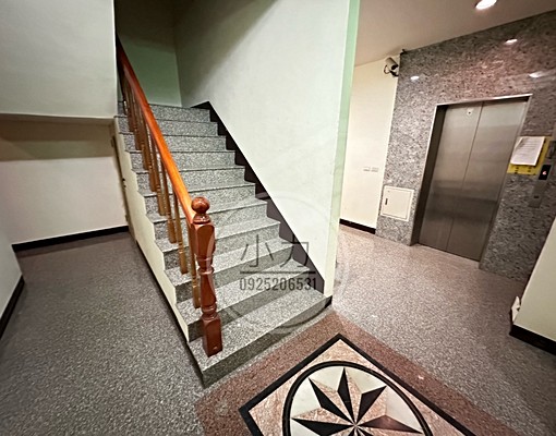 小力-南亞✨電梯套房✨機車位✨代收垃圾 - Image 6